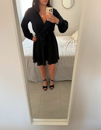 Robe blouse noire  fluide ceinturée taille s SHEIN