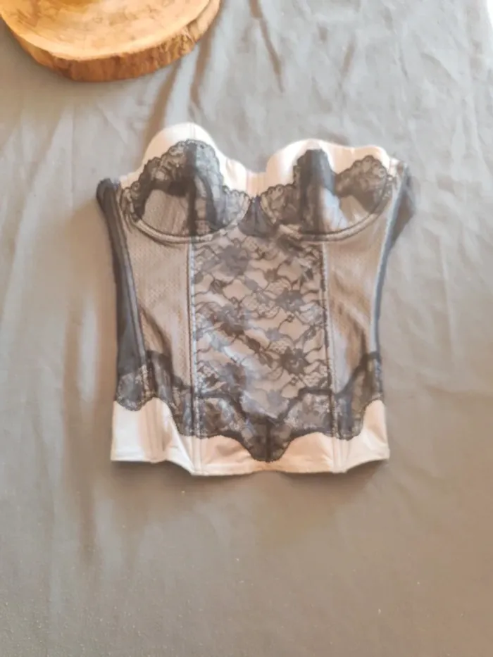 Bustier 80c gris et noir