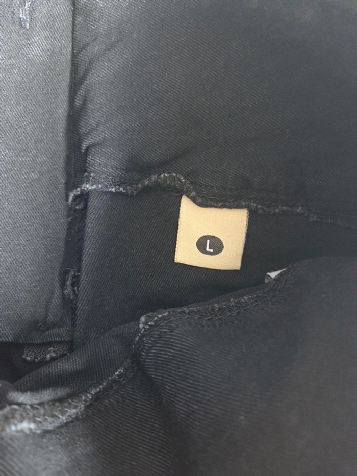 Jean noir taille L - avec zip arrière tendance - photo numéro 4