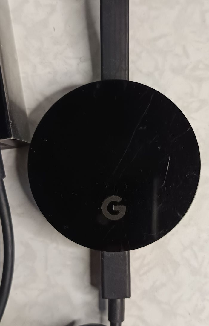Google Officiel Chromecast Ultra Lecteur de Streaming HDMI Noir chargeur inclus - photo numéro 2