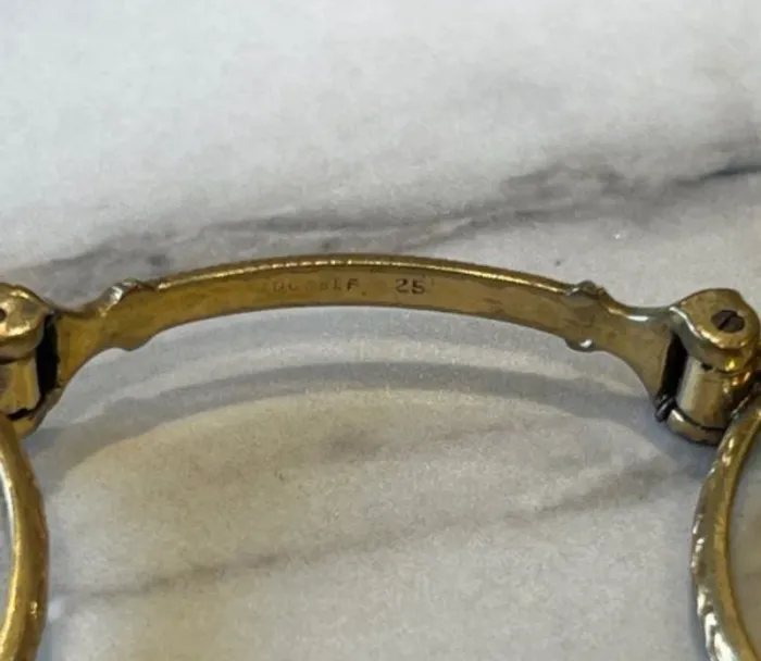 Lorgnette ancienne plaquée or - photo numéro 2
