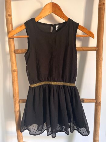 Robe noire  fille taille 6 ans