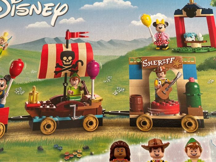 Boîte lego le train en fête Disney 43212 Neuve - photo numéro 15