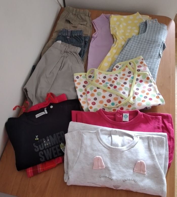 Lot de vêtements 18 mois fille