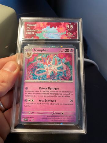 Pokémon carte gradée Nymphali Promo CA 9.5