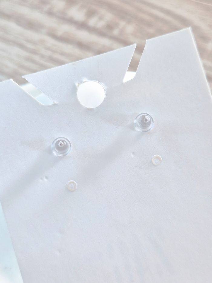 Boucles d'oreilles argentées et zircons Zag - photo numéro 3