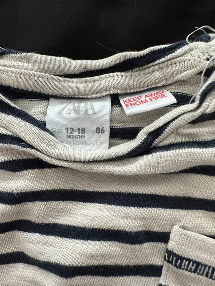 T-shirt manche longue Zara 18 mois - photo numéro 2