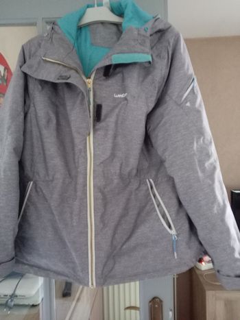 Anorak avec capuche femme