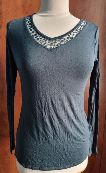 T-shirt manches longues effet dentelle au col 38-40