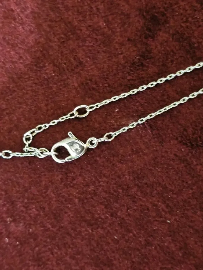 Élégant Collier Swarovski Rond en Métal et Cristal - État Impeccable - photo numéro 4