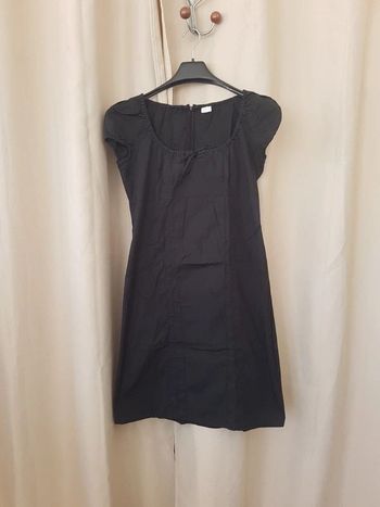 Robe Camaïeu noire taille 44