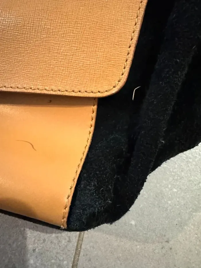 Sac à bandoulière Georges Rech, plusieurs marques 28*23cm - photo numéro 3