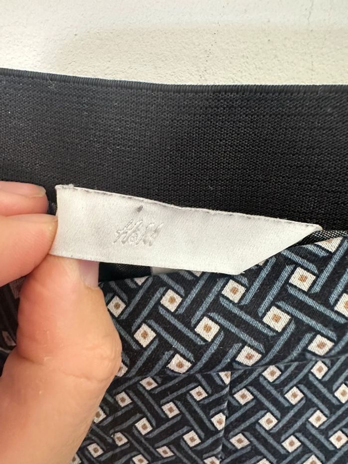 Pantalon H&M, taille 42 élastique à la taille - photo numéro 4