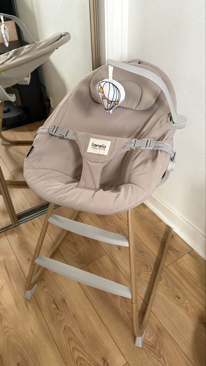 Chaise haute et transat 4 en 1