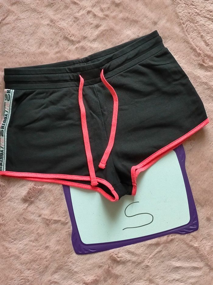 Short S