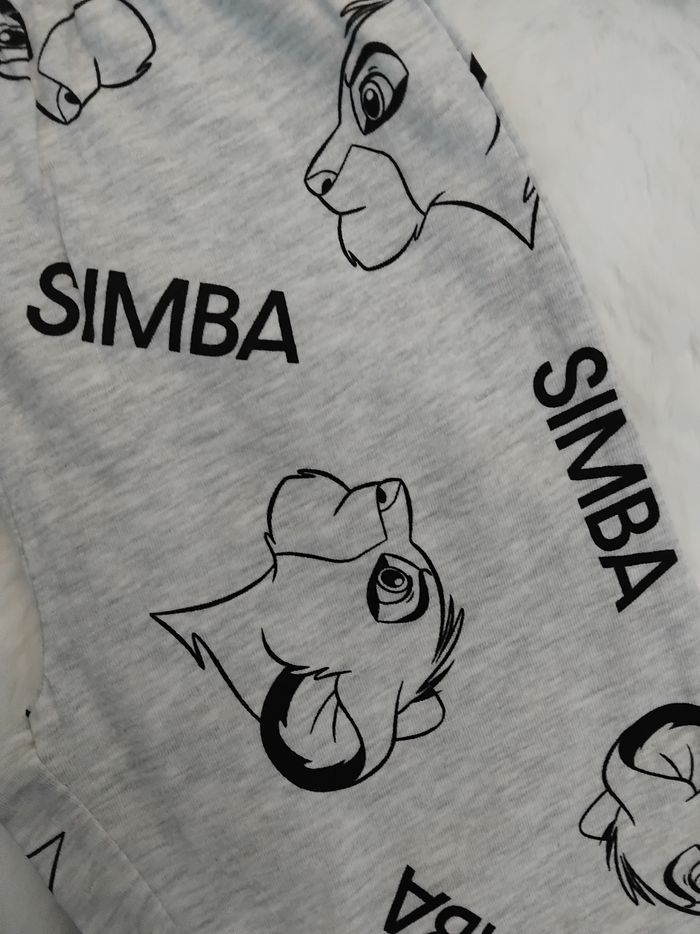 Pyjama deux pièces Le roi lion  Disney, neuf avec étiquettes - photo numéro 3