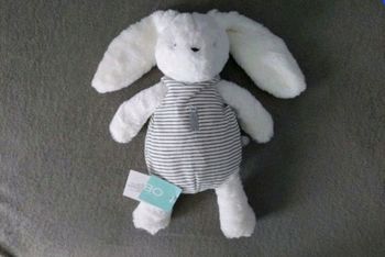 Doudou lapin okaidi