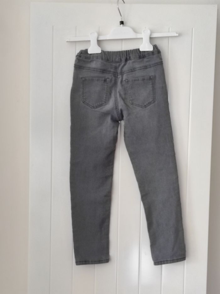 👧 Jegging fille 8 ans – Gris clair – Très bon état - photo numéro 3