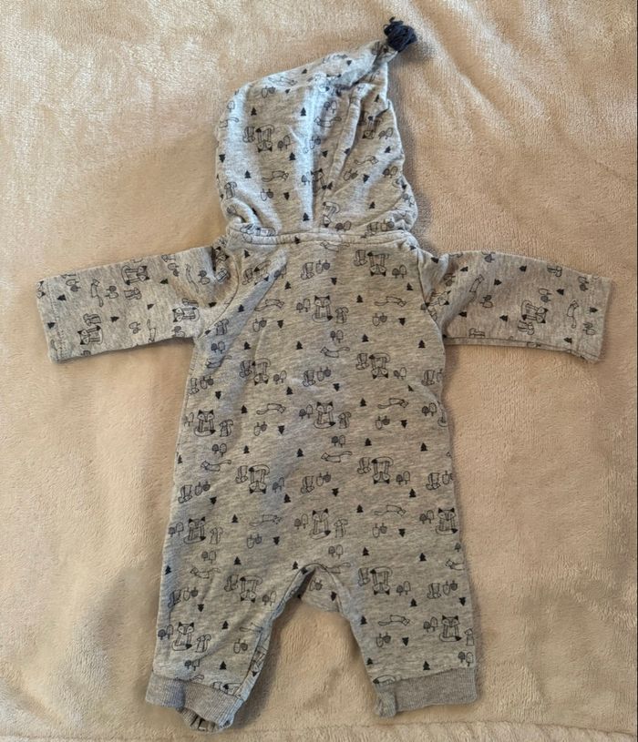 Grenouillère à capuche - photo numéro 2