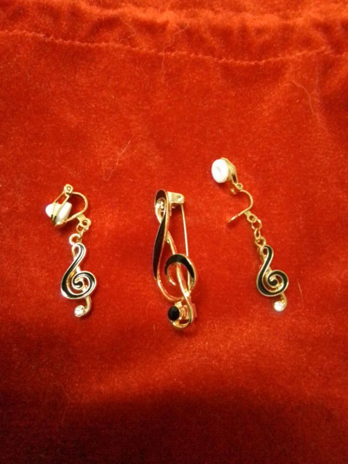 Parure clips d oreilles et broche musique 🎶 - photo numéro 2