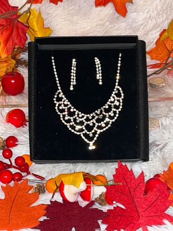 Parure de bijoux de fêtes Mariage Noël ou autres