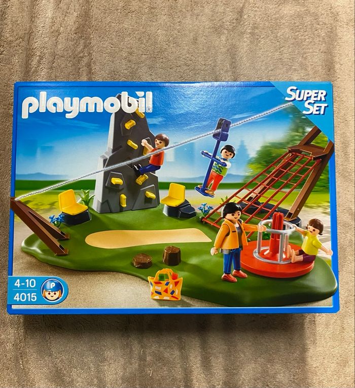Playmobil parc de jeux pour enfants neuf