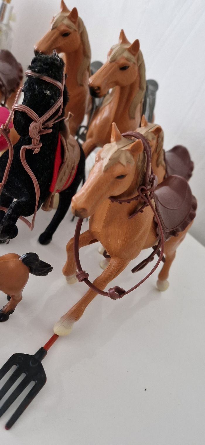 Lot de chevaux - photo numéro 3