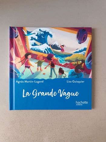 La grande vague hachette jeunesse