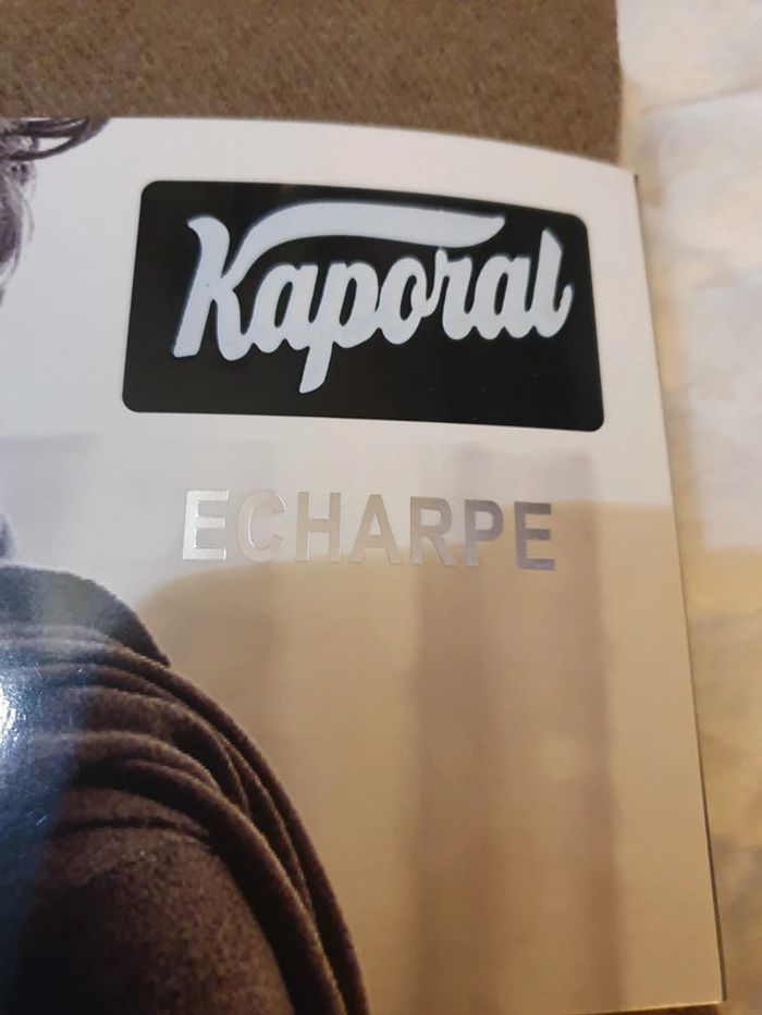 Magnifique écharpe Kaporal couleur Camel 70cm×180cm - photo numéro 4