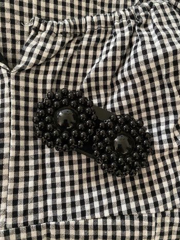 Boucles d’oreilles rondes vintage en perles noires