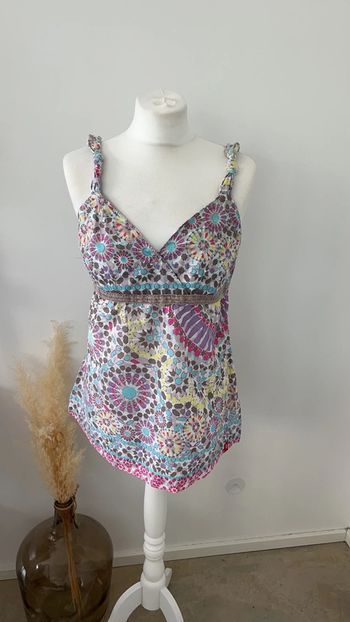 Top débardeur à motifs esprit M