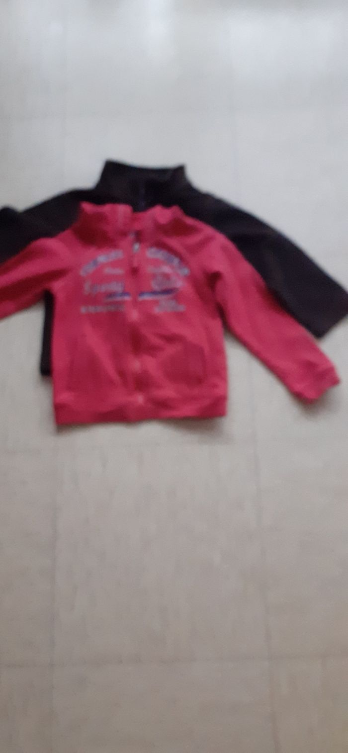 Un lot de 3  tricot  fille 5ans - photo numéro 4