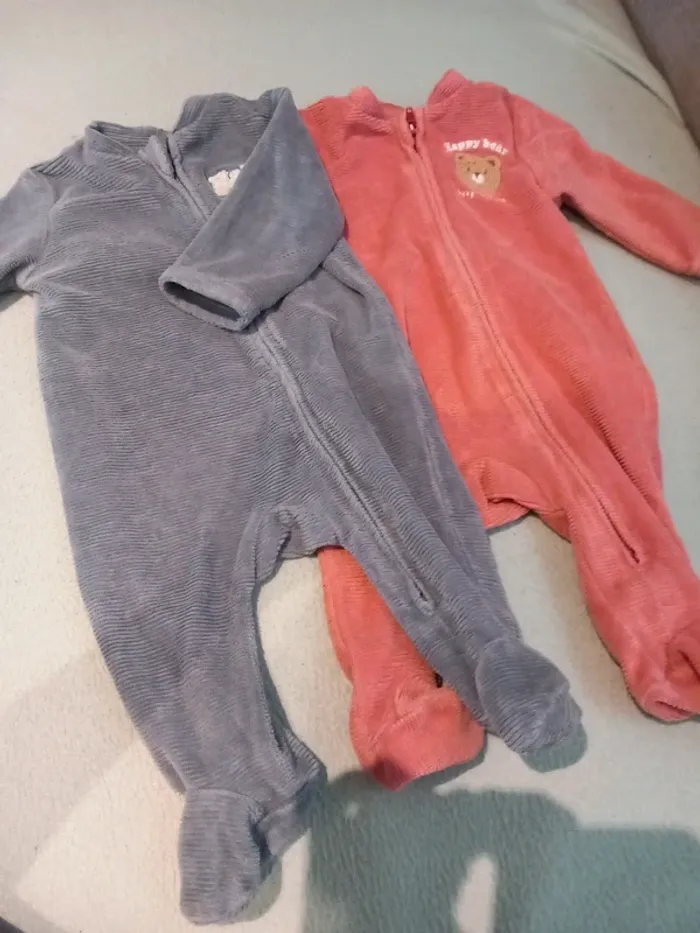 Deux pyjama velours kiabi - photo numéro 5