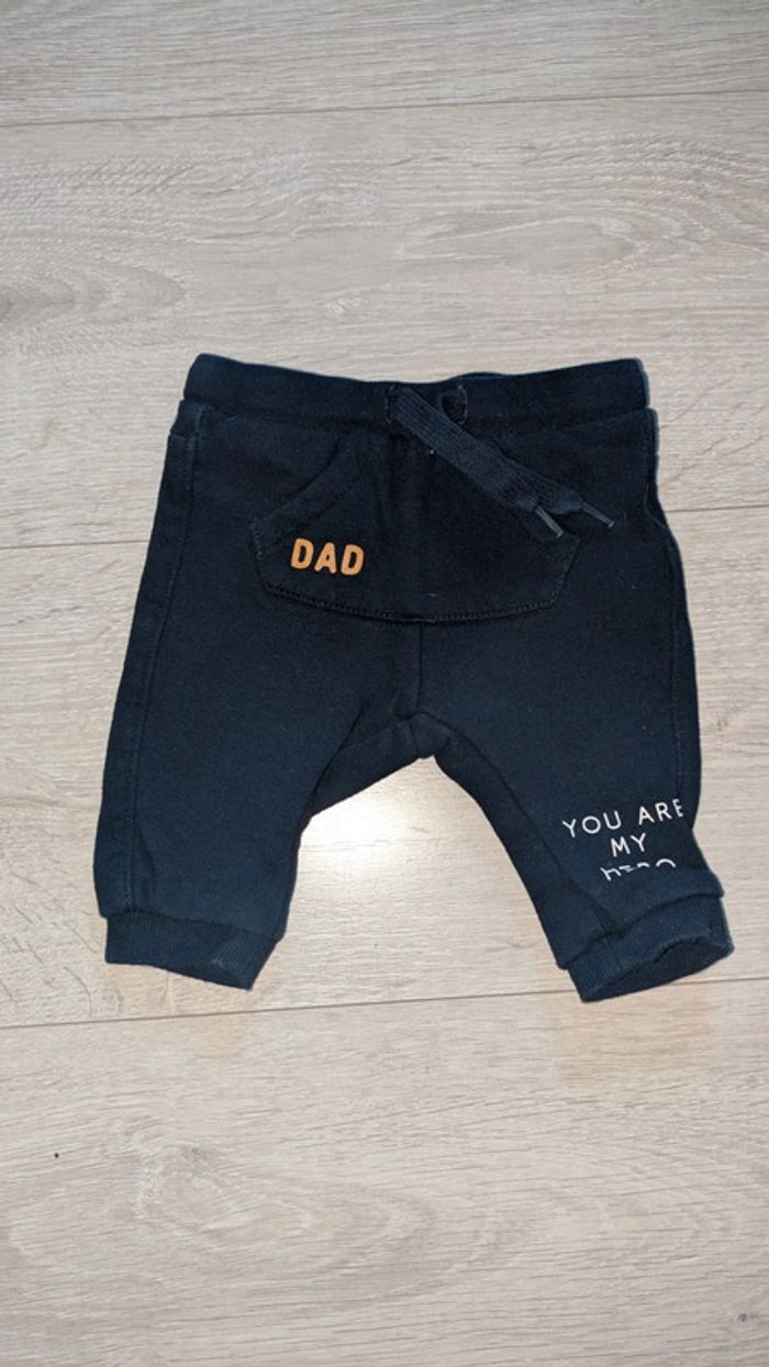 Pantalon jogging 1 mois hiver - photo numéro 2