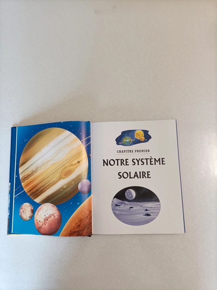 Livre terre de l' espace TB état - photo numéro 7