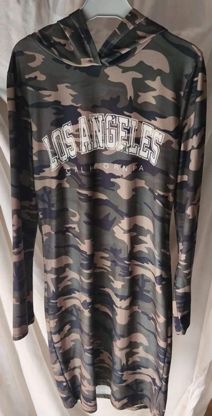 Robe militaire 13/14ans