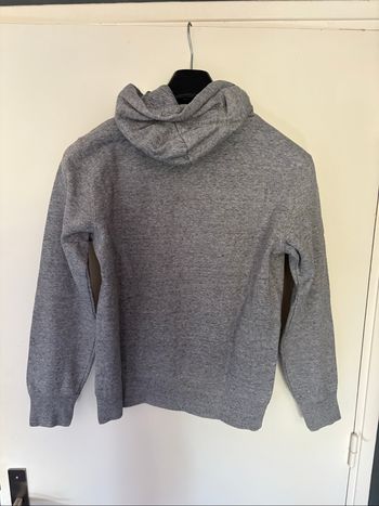 Sweat-shirt à capuche