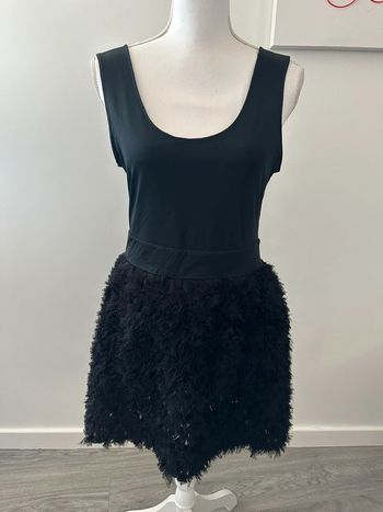 Petite robe noire froufrous Zara T42 XL