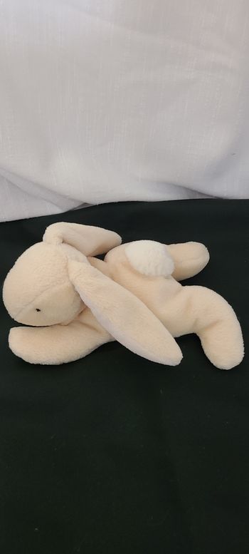 Peluche douce Marks & Spencer St Michael, lapin beige crème couché, 20 cm