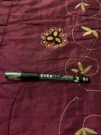 Crayon avec taille     Crayon noir 