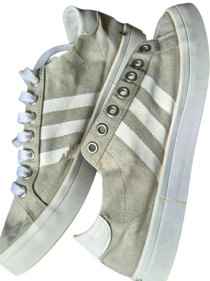 Baskets homme gris clair Adidas 🌹43.5🌹 - photo numéro 4