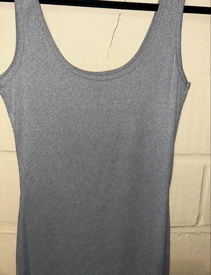 Robe longue grise – Taille unique - Neuve sans étiquette - photo numéro 2