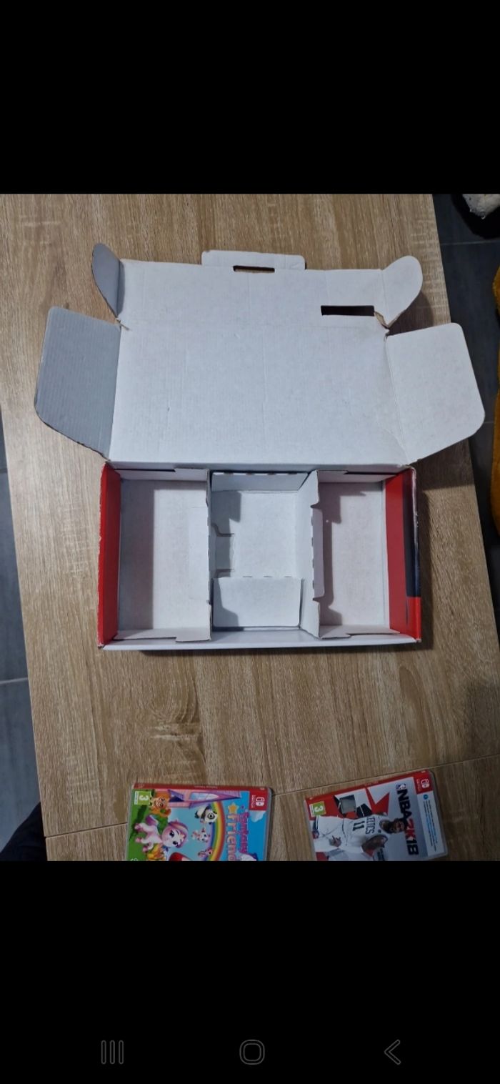 Console Nintendo Switch - photo numéro 10