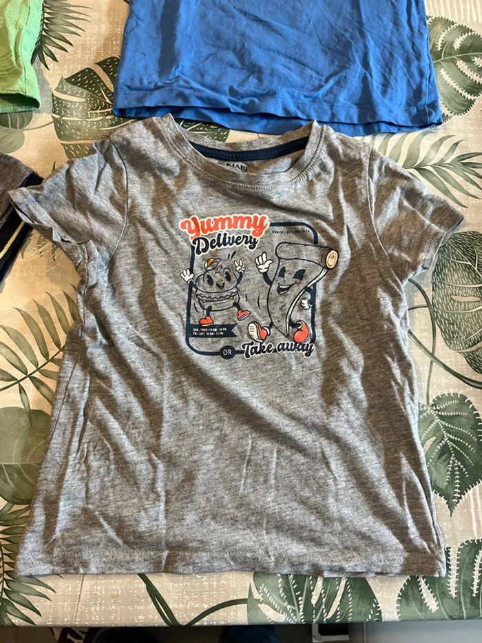 Lot t shirt 4 ans - photo numéro 2