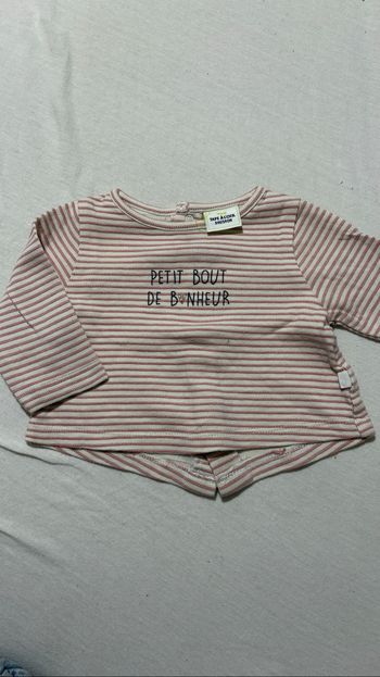 🌸 Pull beige à lignes roses « Petit bout de bonheur » – Tape à l’œil – 3 mois