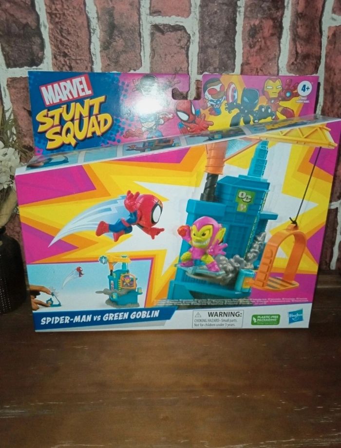 Coffret spiderman contre le bouffon vert