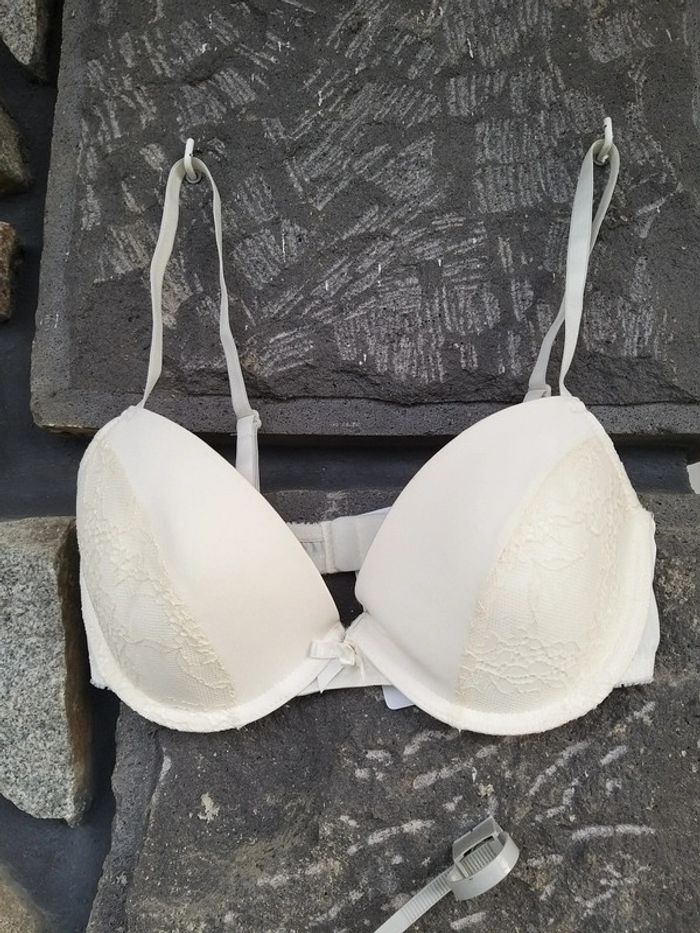 Soutien-gorge femme crème
