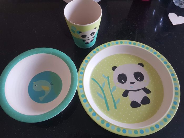 lot vaisselle bébé panda