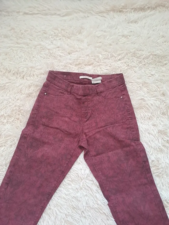 Jegging Camaïeu T38 - Motifs Discrets Style Goth/Rock - Bordeaux - photo numéro 4
