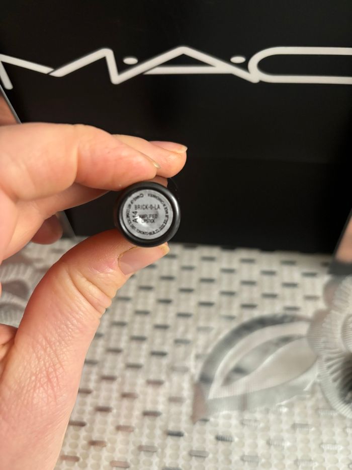 Lot de 2 rouges à lèvres Mac - photo numéro 3